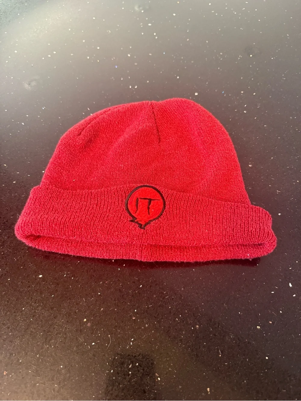 It Scary Movie Red Knit Beanie Hat with Balloon Logo